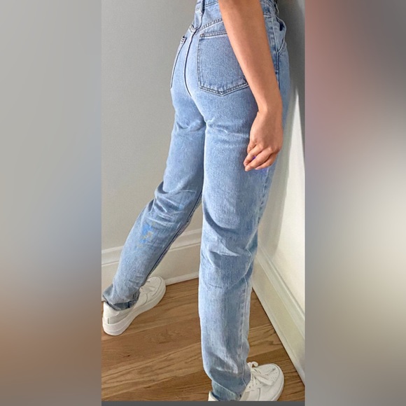 Light Blue Wash Asymmetric Waistband Jeans - Picture 2 of 10